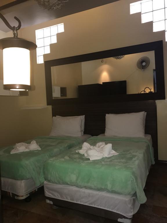 Mactan Breeze - Airport Bed And Breakfast Lapu-Lapu City Exterior foto